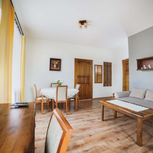 Apartament rodzinny z balkonem Apartament rodzinny z balkonem