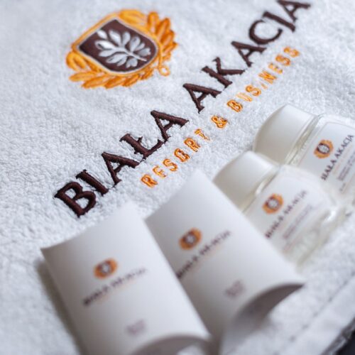 Pokój Deluxe z łóżkiem małżeńskim i pojedynczym Pokój Deluxe z łóżkiem małżeńskim i pojedynczym