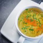 Rosół z makaronem domowym 